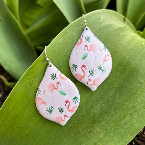 Pink Flamingo Earrings - Picture 4 of 4